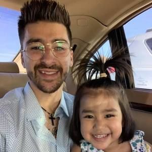 Meet your Posher, Troy